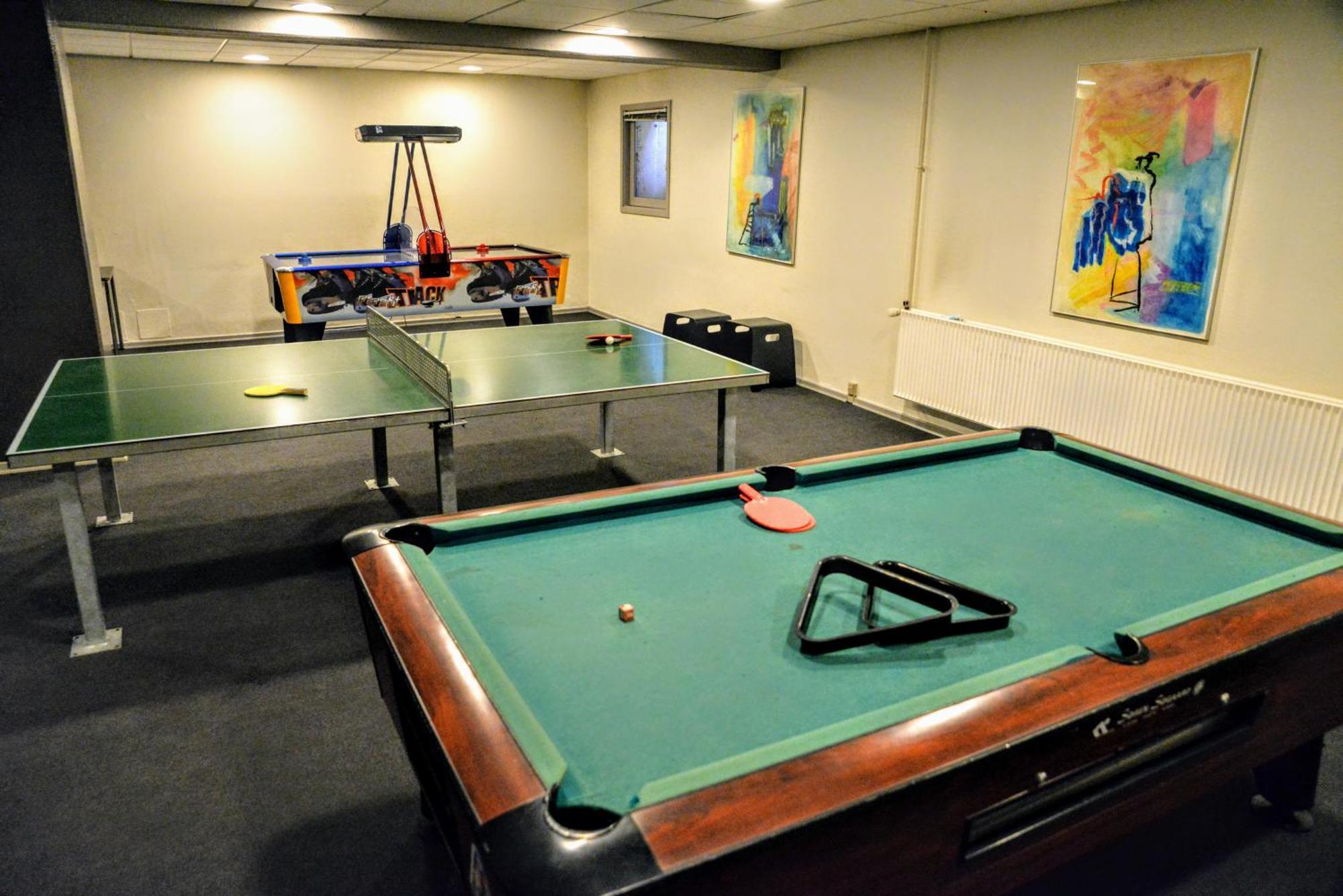 Хостел Stoberiet Свендборг Экстерьер фото Games room